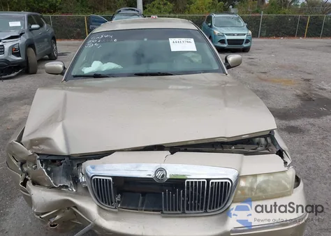 2000 Mercury Grand Marquis Gs z USA, uszkodzony, nr VIN 2MEFM74W5YX625401